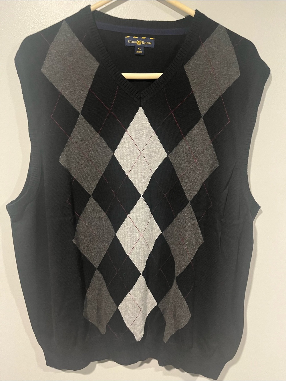Club Room Black and Grey Argyle Knit V-Neck Sweater Vest